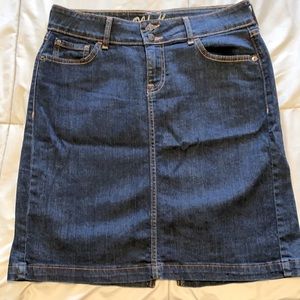 Dark Blue Old Navy jean skirt 8